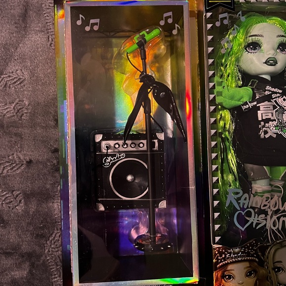 Rainbow Vision Shadow High Doll Harley Limestone Neon Green - Picture 4 of 7